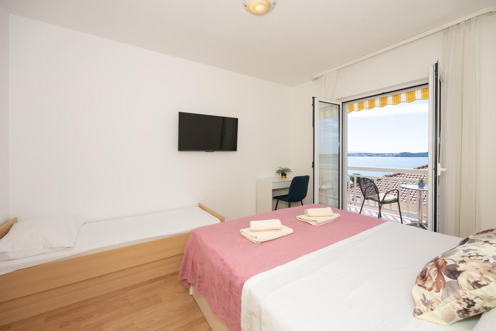 Ana Apartment