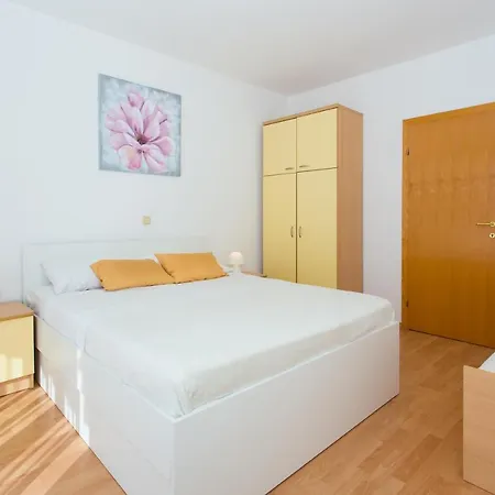 Apartments Ana Trogir Exterior photo