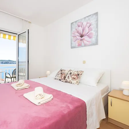 Apartments Ana Trogir Exterior photo
